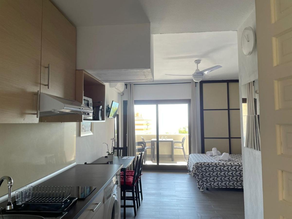 Benalbeach, Estudio En Primera Linea De Playa Benalmádena Exteriér fotografie