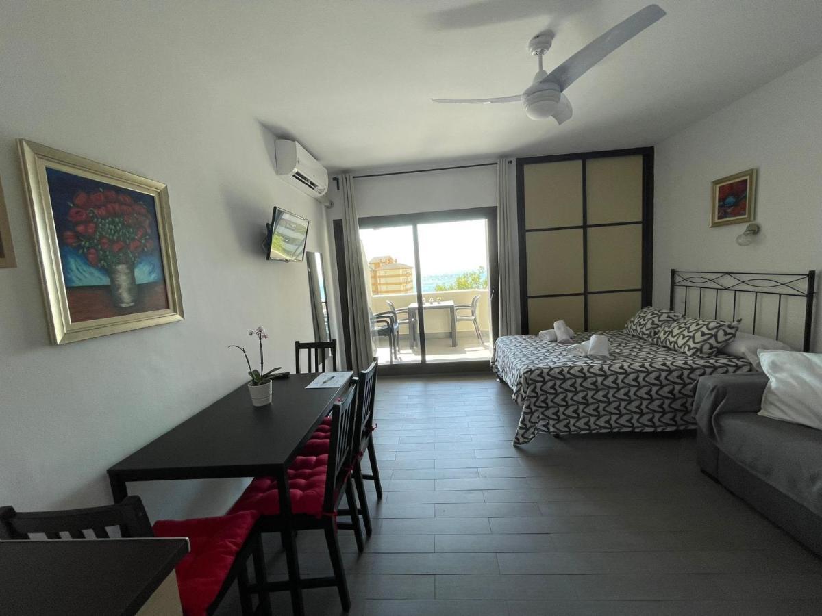 Benalbeach, Estudio En Primera Linea De Playa Benalmádena Exteriér fotografie